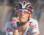 Der Sturz von Frank Schleck w�hrend der f�nften Etappe der Tour de Suisse 2008